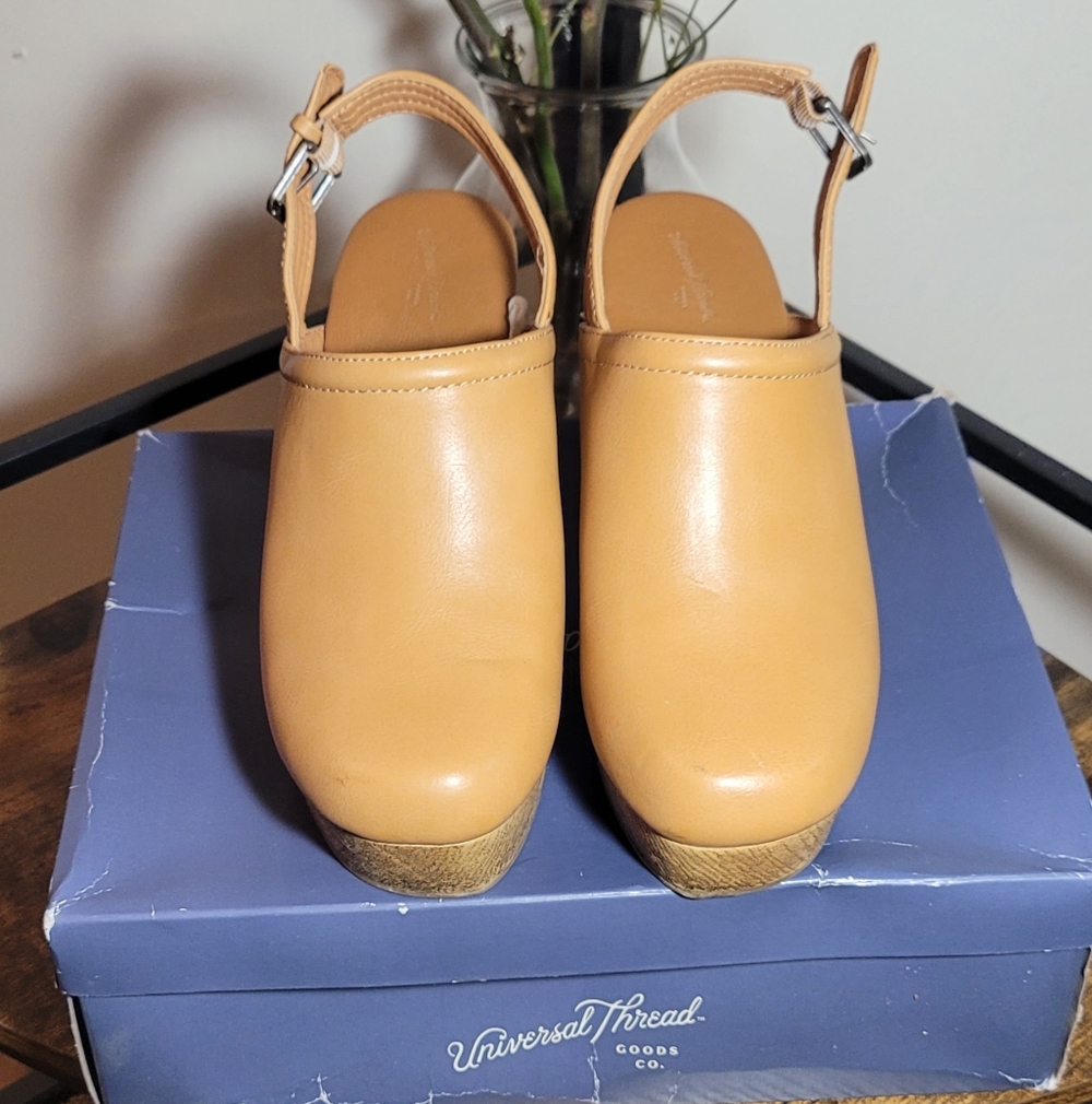 Universal Thread Women's Watson Platform Clog Hee… - image 2